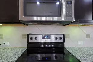 102 N Pasture Cove, Hutto, TX 78634 - Photo 12