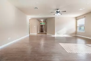 1709 Greenside Trail, Round Rock, TX 78665 - Photo 14