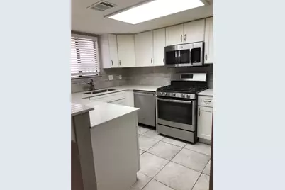 8009 Parliament Place, Austin, TX 78759 - Photo 10