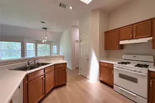 6708 Bancroft Woods Dr, Austin, TX 78729 - Photo 16