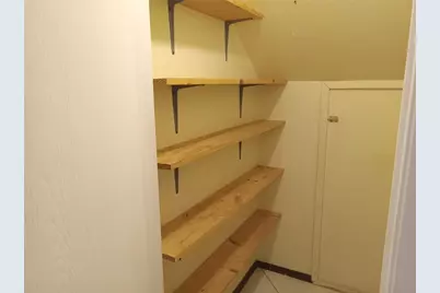 910 E Meadowmere Lane S, Austin, TX 78758 - Photo 14