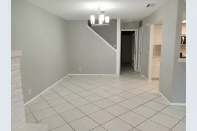 910 E Meadowmere Lane S, Austin, TX 78758 - Photo 4