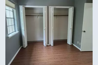 910 E Meadowmere Lane S, Austin, TX 78758 - Photo 18