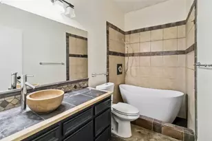 208 Old Potato Rd, Paige, TX 78659 - Photo 12