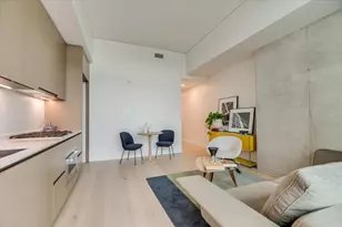 610 Davis St, Austin, TX 78701 - Photo 2