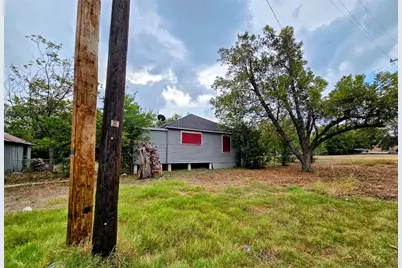 914 Porter Street, Taylor, TX 76574 - Photo 6