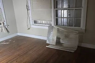 914 Porter St, Taylor, TX 76574 - Photo 14