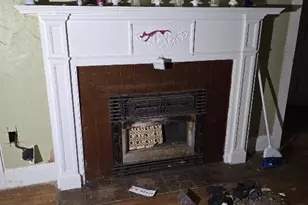 914 Porter St, Taylor, TX 76574 - Photo 8