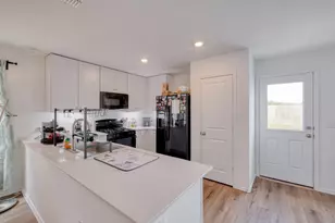 2700 Schwartz Ln, Pflugerville, TX 78660 - Photo 8