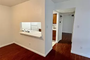 1705 Crossing Pl, Austin, TX 78741 - Photo 4