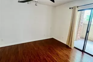 1705 Crossing Pl, Austin, TX 78741 - Photo 12