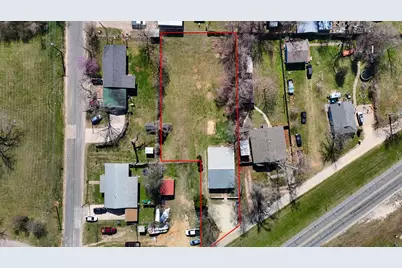 207 Harris Street, Elgin, TX 78621 - Photo 16