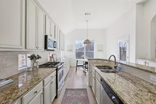 146 Dry Creek Rd, Austin, TX 78737 - Photo 14