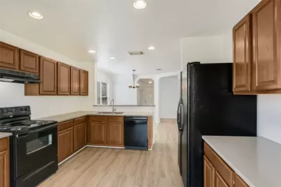 1628 Poppy Seed Lane, Austin, TX 78741 - Photo 6