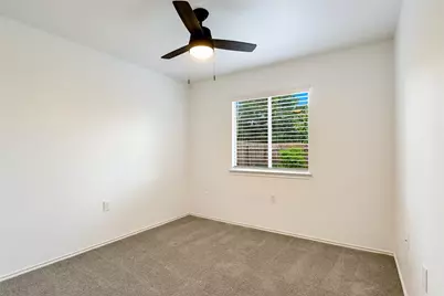 1628 Poppy Seed Lane, Austin, TX 78741 - Photo 16