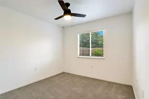 1628 Poppy Seed Ln, Austin, TX 78741 - Photo 16