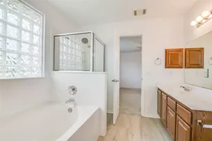 1628 Poppy Seed Ln, Austin, TX 78741 - Photo 12