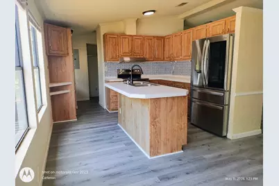 601 E Austin Avenue, Llano, TX 78643 - Photo 14