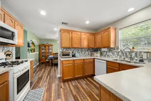 103 Little Lake Rd, Hutto, TX 78634 - Photo 6