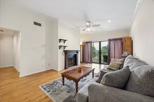 409 E 38th St, Austin, TX 78705 - Photo 1