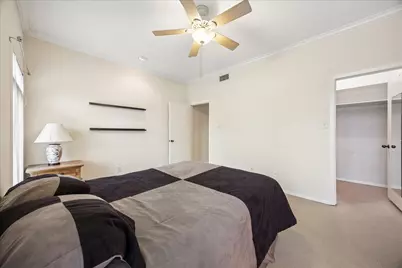 409 E 38th Street #302, Austin, TX 78705 - Photo 14