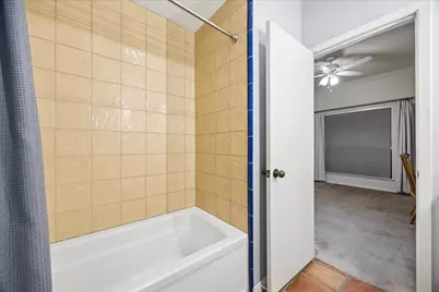 409 E 38th Street #302, Austin, TX 78705 - Photo 24
