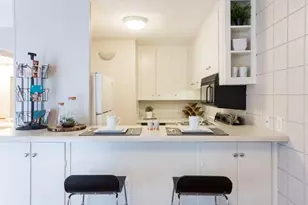 3212 Red River St, Austin, TX 78705 - Photo 4