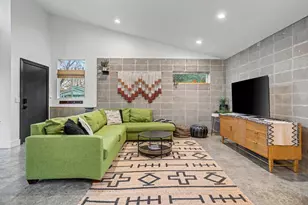 2202 Santa Rosa St, Austin, TX 78702 - Photo 10