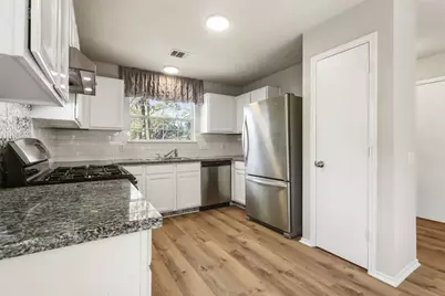 11805 Lima Drive, Manor, TX 78653 - Photo 8