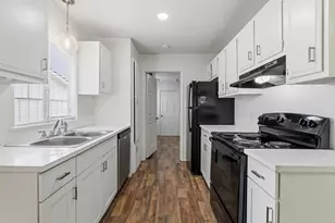 6601 Stonleigh Pl, Austin, TX 78744 - Photo 6