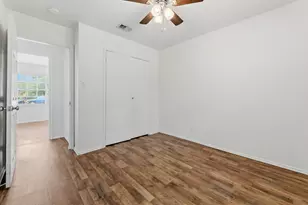 6601 Stonleigh Pl, Austin, TX 78744 - Photo 12
