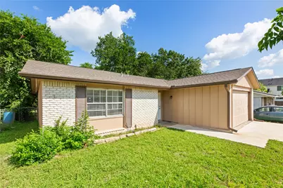 6601 Stonleigh Place, Austin, TX 78744 - Photo 2