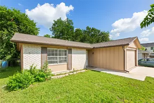 6601 Stonleigh Pl, Austin, TX 78744 - Photo 2