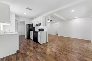 6601 Stonleigh Pl, Austin, TX 78744 - Photo 4