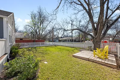 1407 S Myrtle Street, Georgetown, TX 78626 - Photo 2
