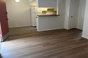 1410 W N Loop Blvd, Austin, TX 78756 - Photo 16