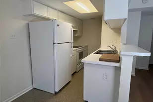 1410 W N Loop Blvd, Austin, TX 78756 - Photo 14