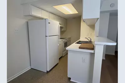 1410 W North Loop Boulevard #102, Austin, TX 78756 - Photo 14