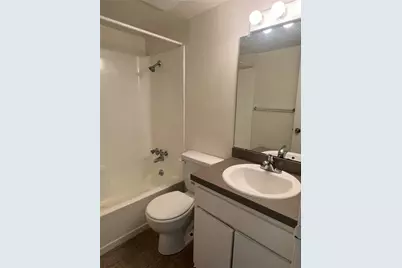1410 W North Loop Boulevard #102, Austin, TX 78756 - Photo 22