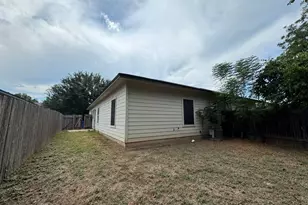 1717 Constantino Cir, Austin, TX 78745 - Photo 20