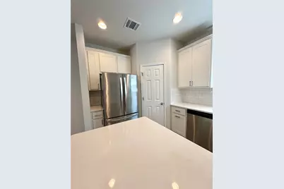 909 Falkland Trace, Austin, TX 78660 - Photo 10