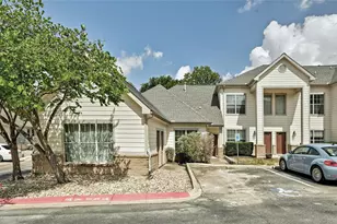 12230 Abbey Glen Ln, Austin, TX 78753 - Photo 2