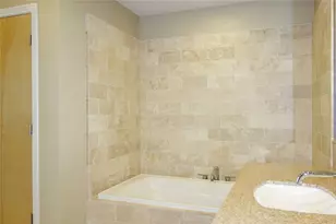 1600 Barton Springs Rd, Austin, TX 78704 - Photo 20