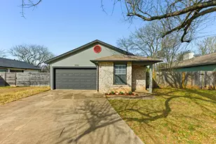 9706 Holly Springs Dr, Austin, TX 78748 - Photo 2