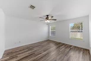 9706 Holly Springs Dr, Austin, TX 78748 - Photo 10