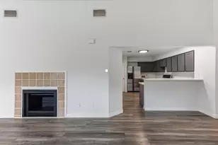 9706 Holly Springs Dr, Austin, TX 78748 - Photo 6