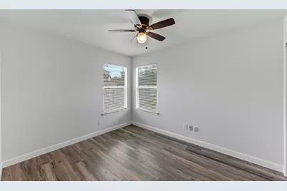 9706 Holly Springs Drive, Austin, TX 78748 - Photo 18