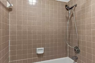 9706 Holly Springs Dr, Austin, TX 78748 - Photo 14