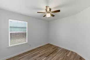 9706 Holly Springs Dr, Austin, TX 78748 - Photo 16