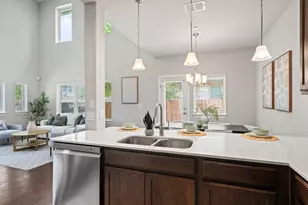 12900 Michelangelo St, Austin, TX 78729 - Photo 8